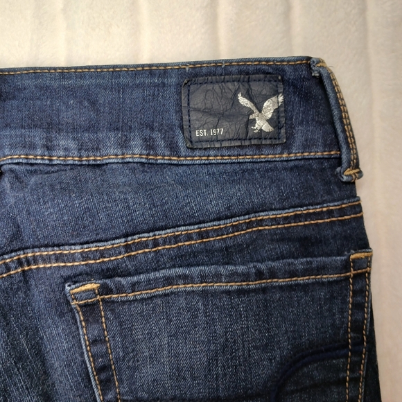 American Eagle Artist Crop Jeans Size 2 - Picture 5 of 12